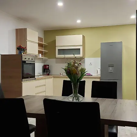 Ivan Appartement Marina