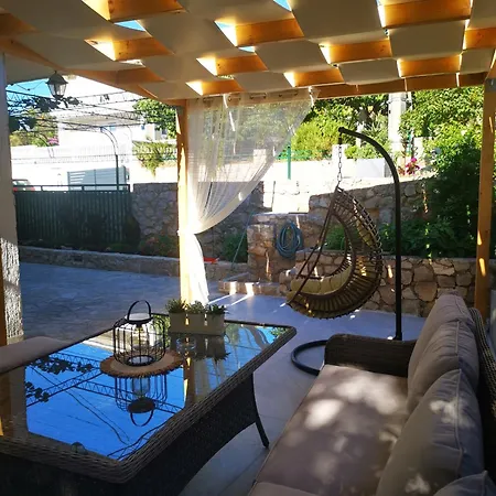 Ivan דירה מרינה